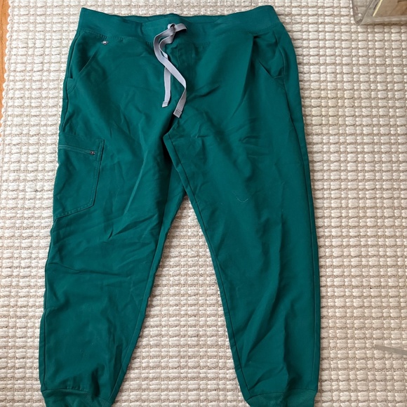 Figs Jogger Pants Hunter Green - Picture 1 of 2